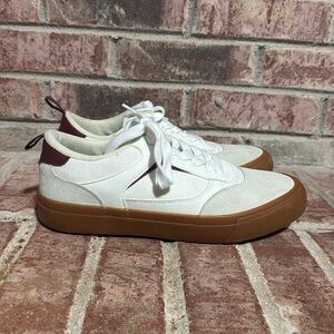 Mens Airwalk casual shoes tan/white size 7.5